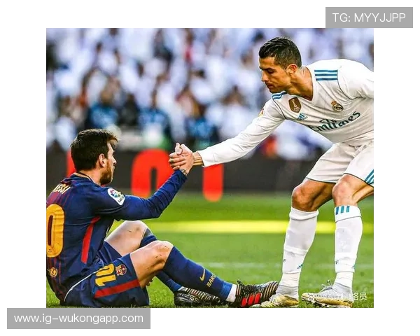 C罗 vs 梅西:晚年进攻效率与战术角色差异 C罗 vs 梅西:晚年进攻效率与战术角色差异