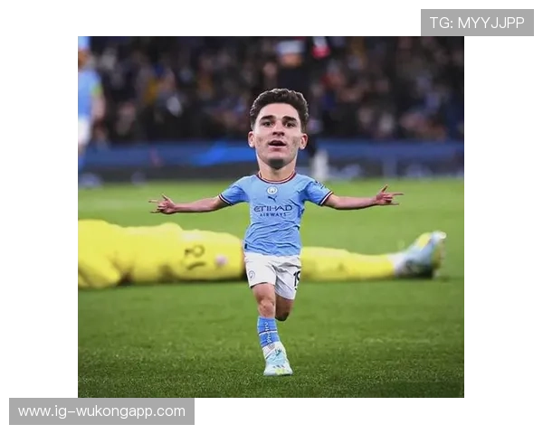 从河床新星到曼城多面手：阿尔瓦雷斯职业生涯全景复盘