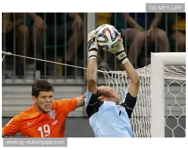 冲撞门将是否犯规？规则如何界定合理对抗与违规？