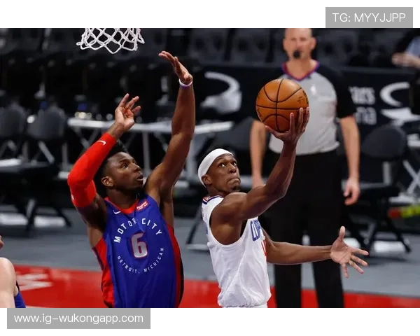 朗多通过高效挡拆组织造转换化 快船进攻节奏明显提升