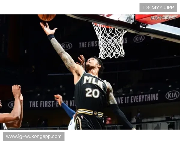 特雷·杨无球跑动效率提升明显 助力球队三分关键回合得分