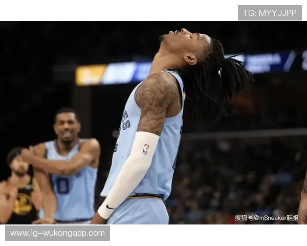 莫兰特又双叒夜店蹦迪了？这回连保镖都拦不住